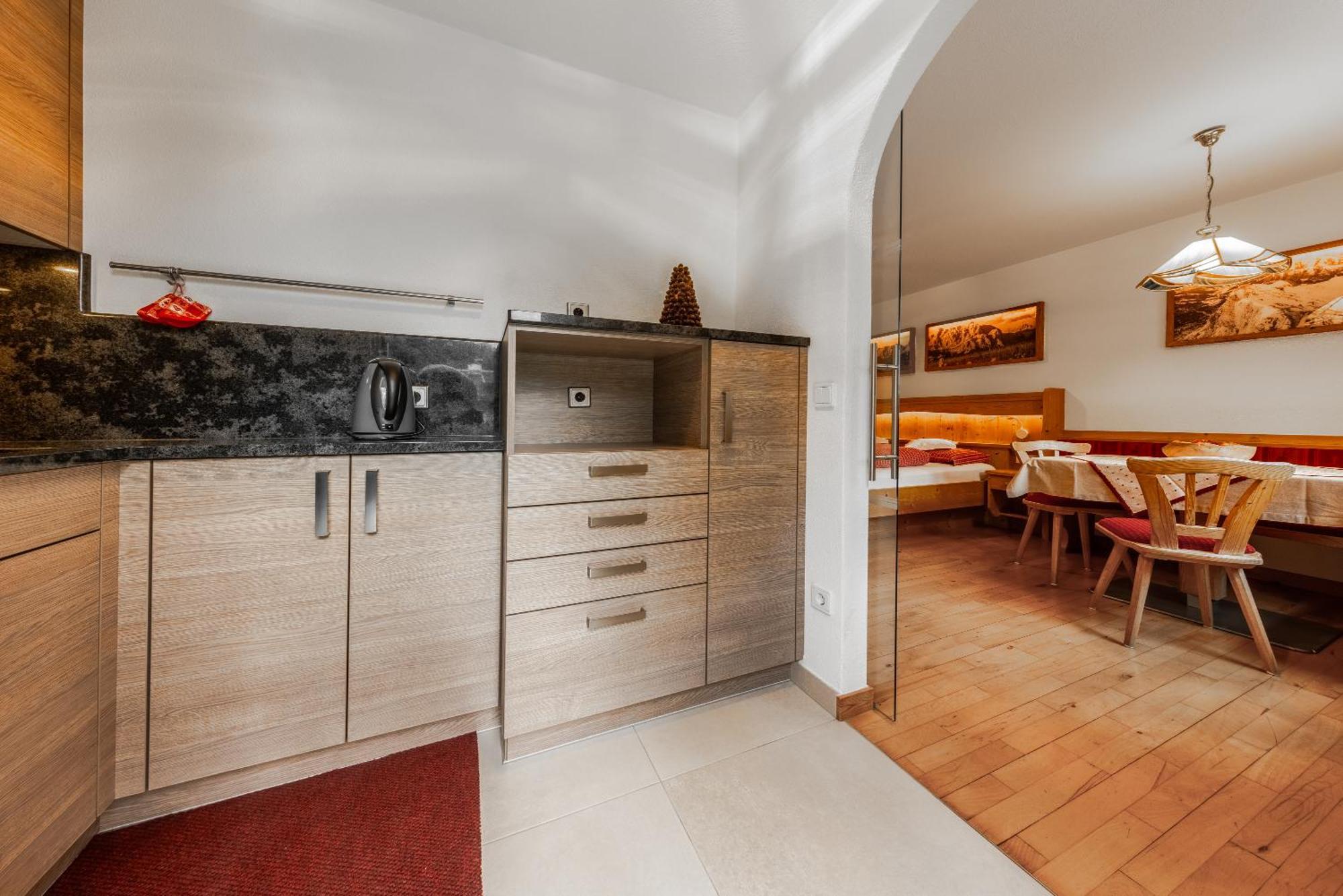 Apartment Ciasa Laoi San Cassiano  Exteriör bild